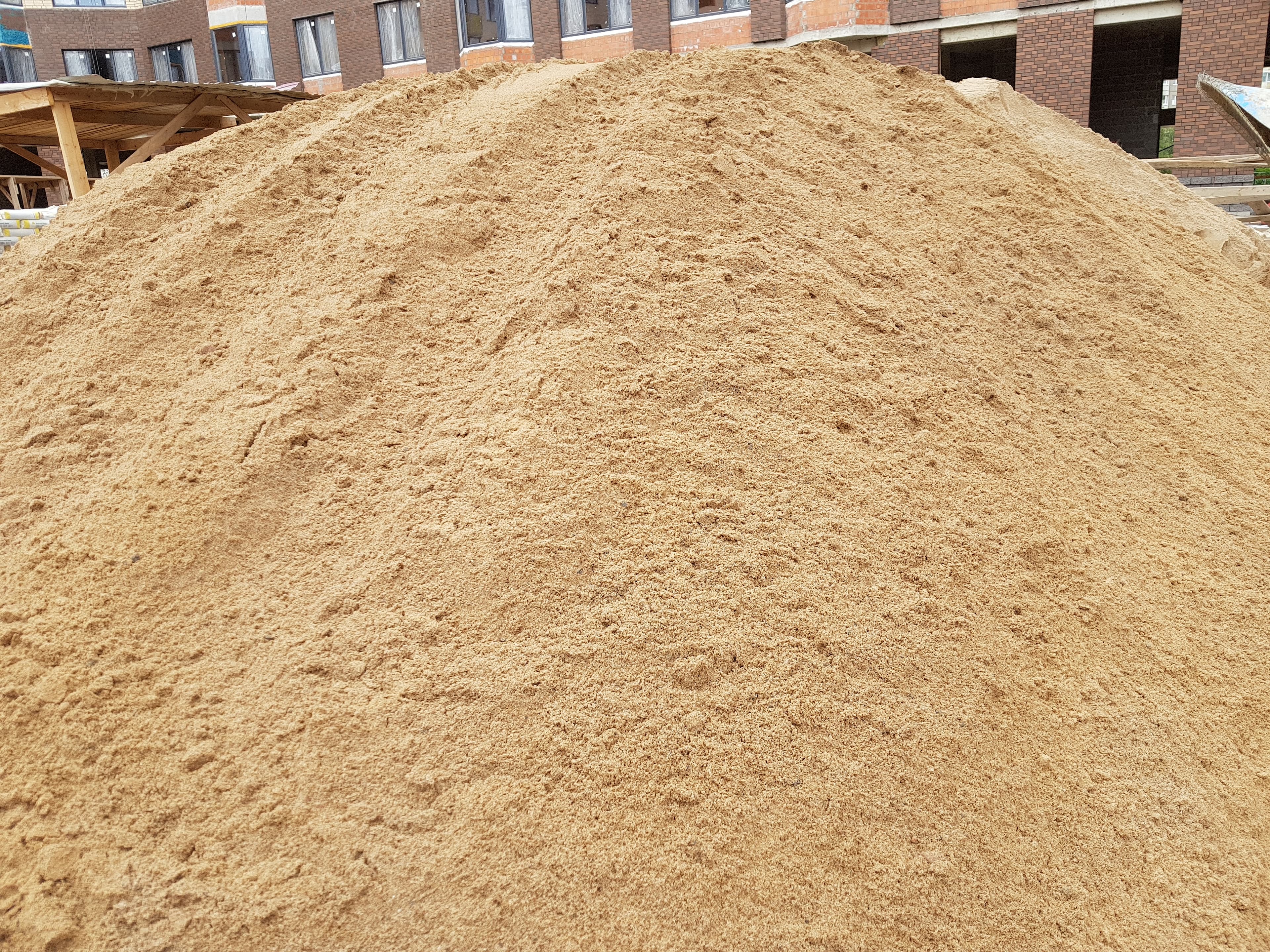 Песок с доставкой в Санкт-Петербург, Ленинградскую область и другие регионы России