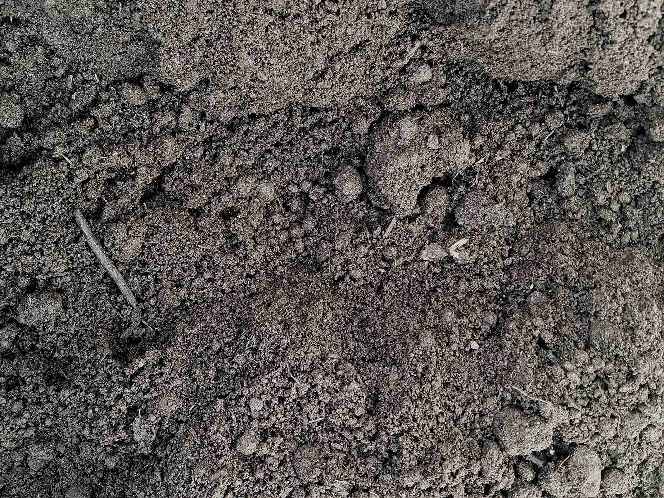 Грунт растительный в мешках