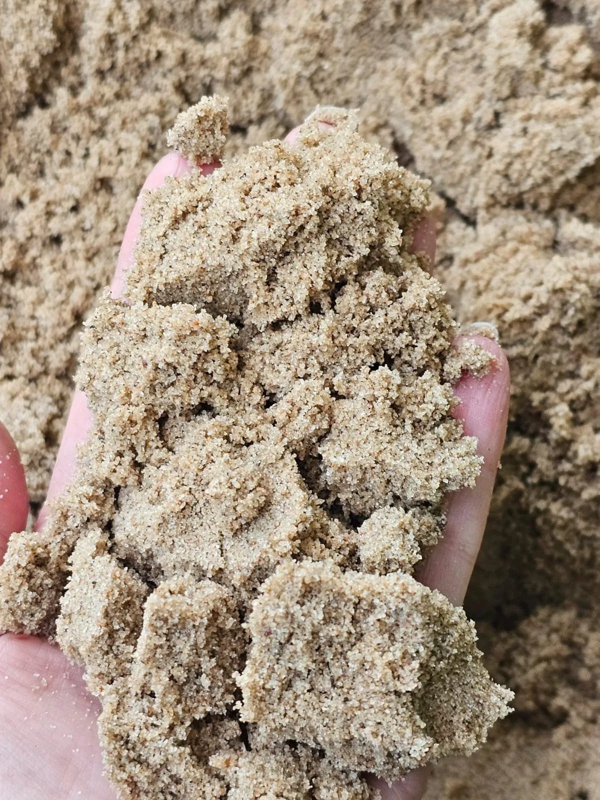 Песок с доставкой по Санкт-Петербургу и Ленинградской области